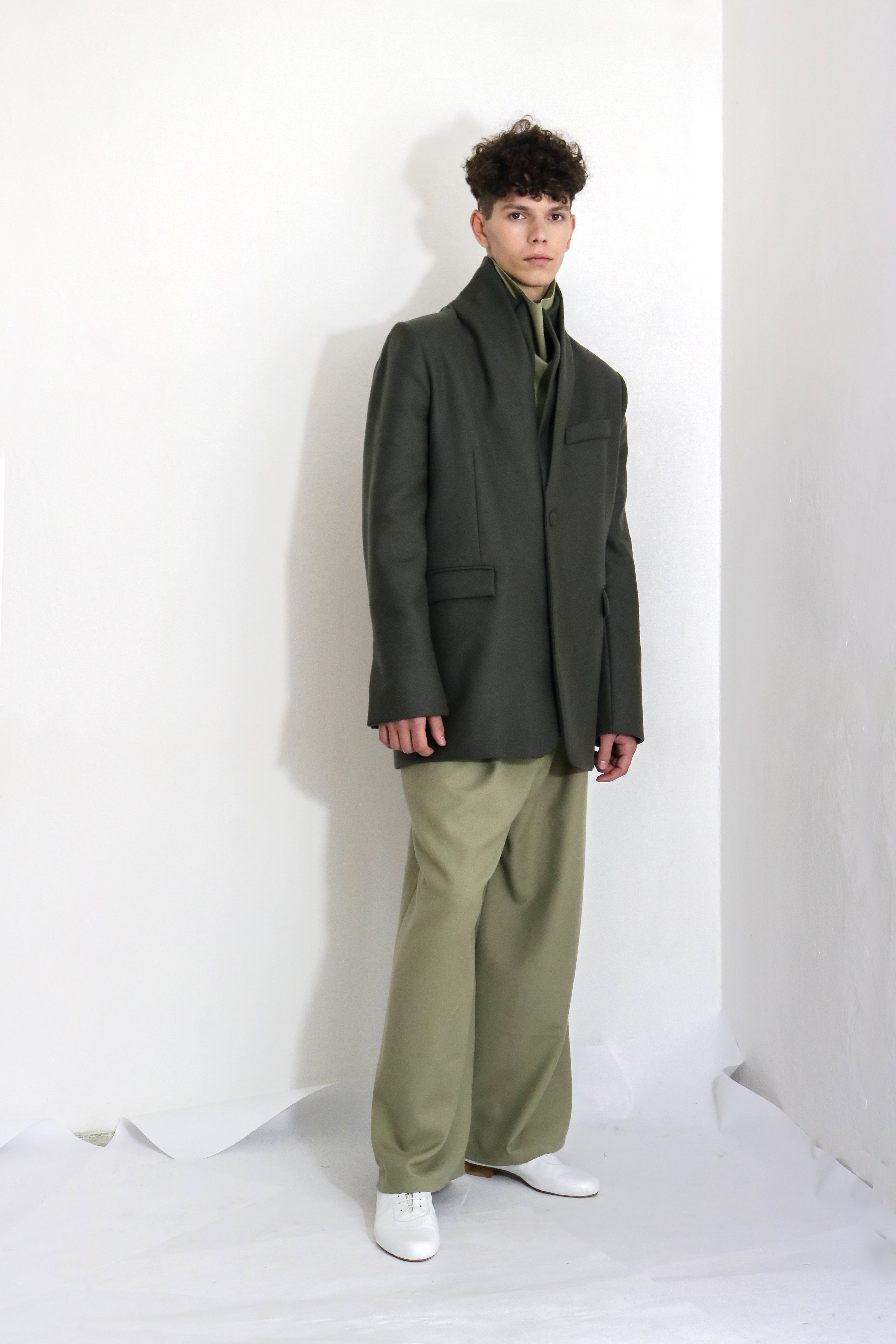 【美品】TODAYFUL CUTOFF WOOL JACKET 36 Olive Olive Wool Jacket – Ludus Agender Label