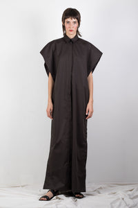 Black elongated sleeveless shirt