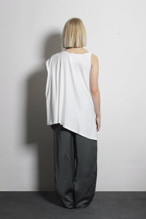 White asymmetric t-shirt - Ludus Agender Label